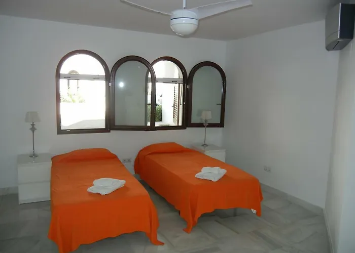 - Playa - De 4 En Albayalde * Estepona